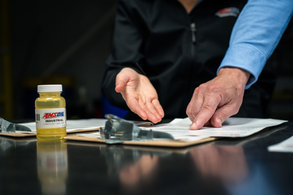 Prevent Varnish with Synthetic Multi-Viscosity Hydraulic Oil