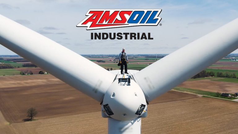 The Significance of Oil Flushing in Wind Turbine Maintenance