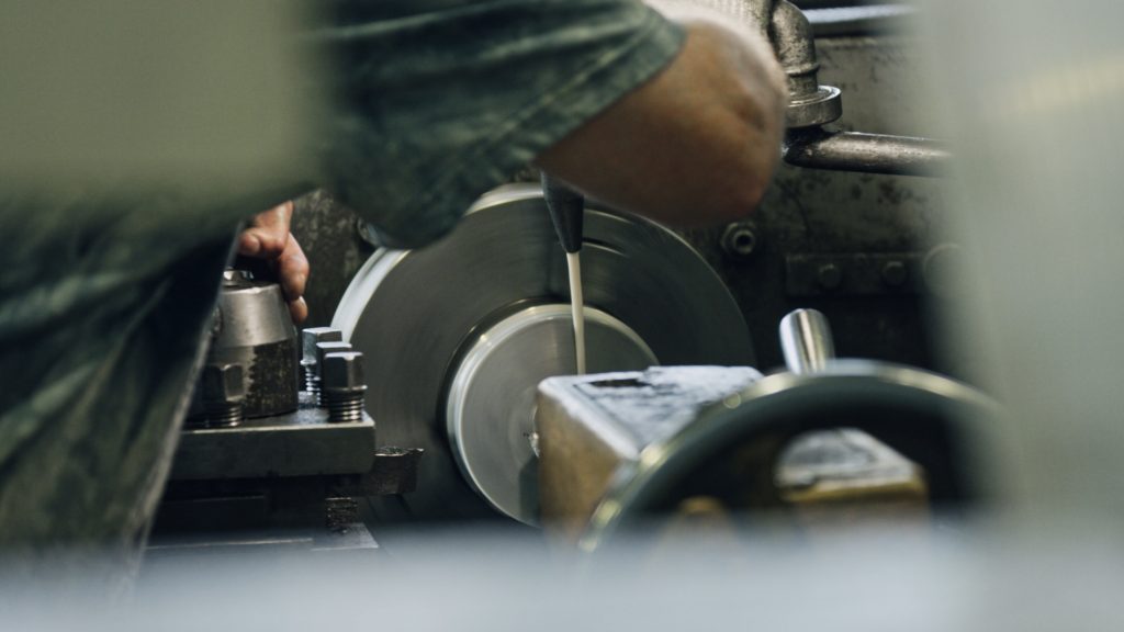 Lubrication Logic: Understanding the Composition and Functionality of Oil-Based and Water-Based Metalworking Fluids