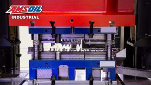 How Varnish Formation Negatively Affects Hydraulic Systems